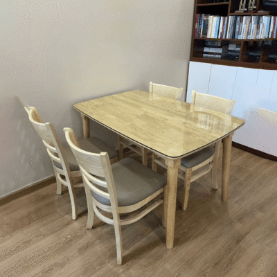 Bàn ăn cao su 4 ghế BA40