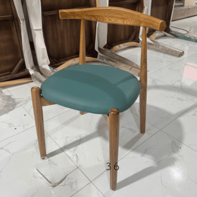 Bộ bàn ăn tròn gỗ tần bì 4 ghế BA19